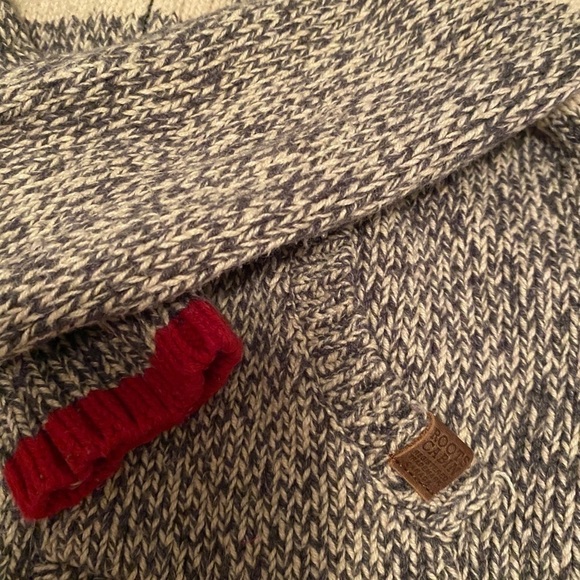 EUC Roots Sweater - Picture 2 of 4